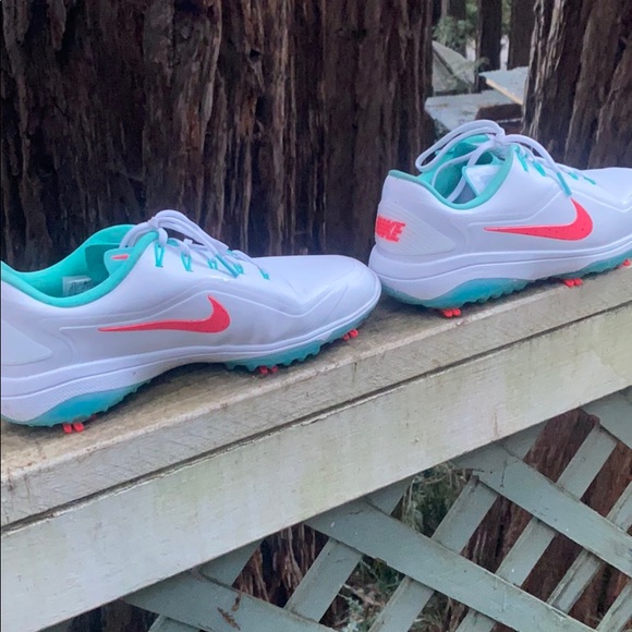 nike vapor pro hot punch